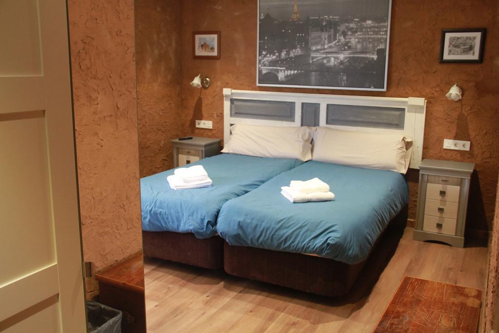 El Trasgu De Foncebadon Hotel ภายนอก รูปภาพ
