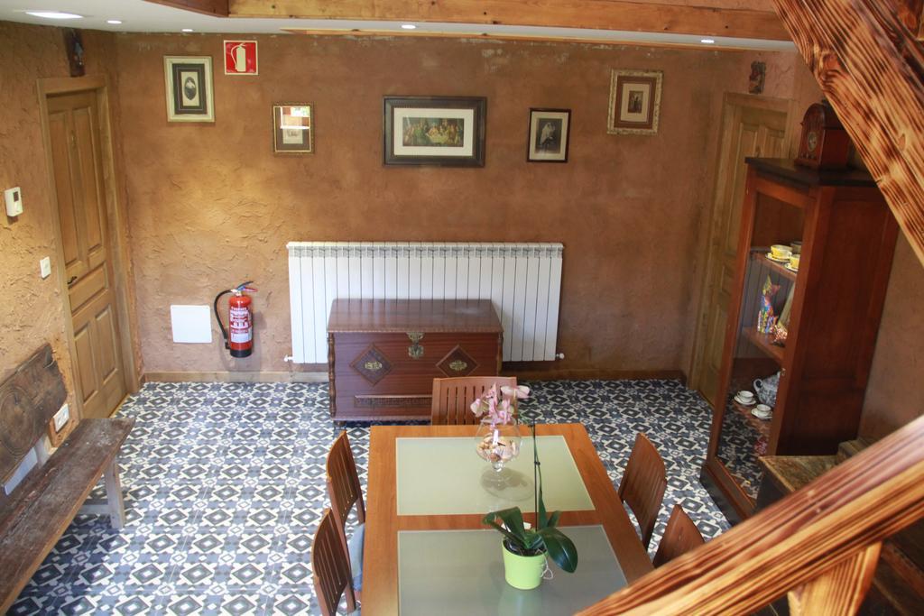 El Trasgu De Foncebadon Hotel ภายนอก รูปภาพ